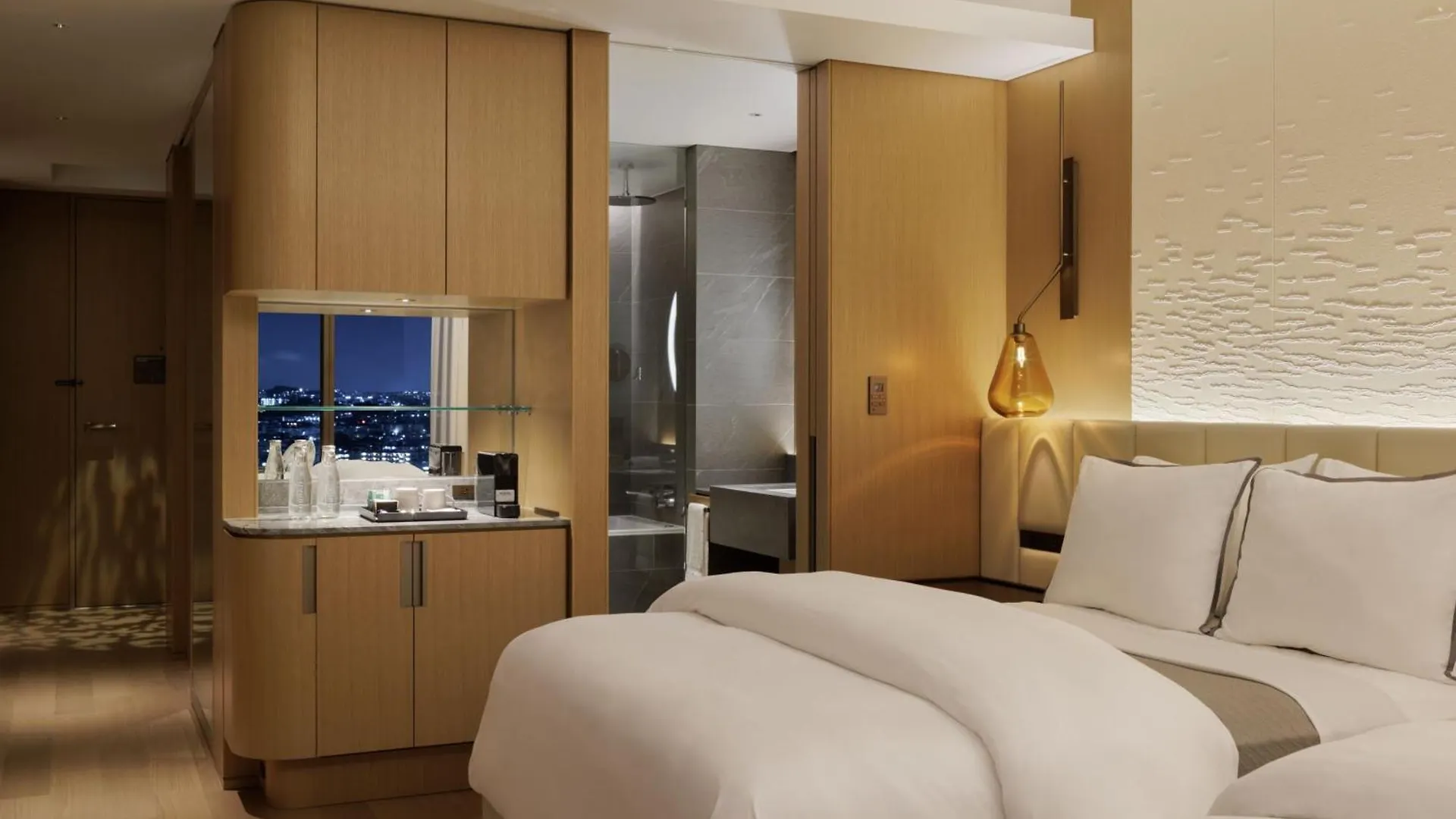 *****  מלון יוקוהאמה The Westin Yokohama יפן